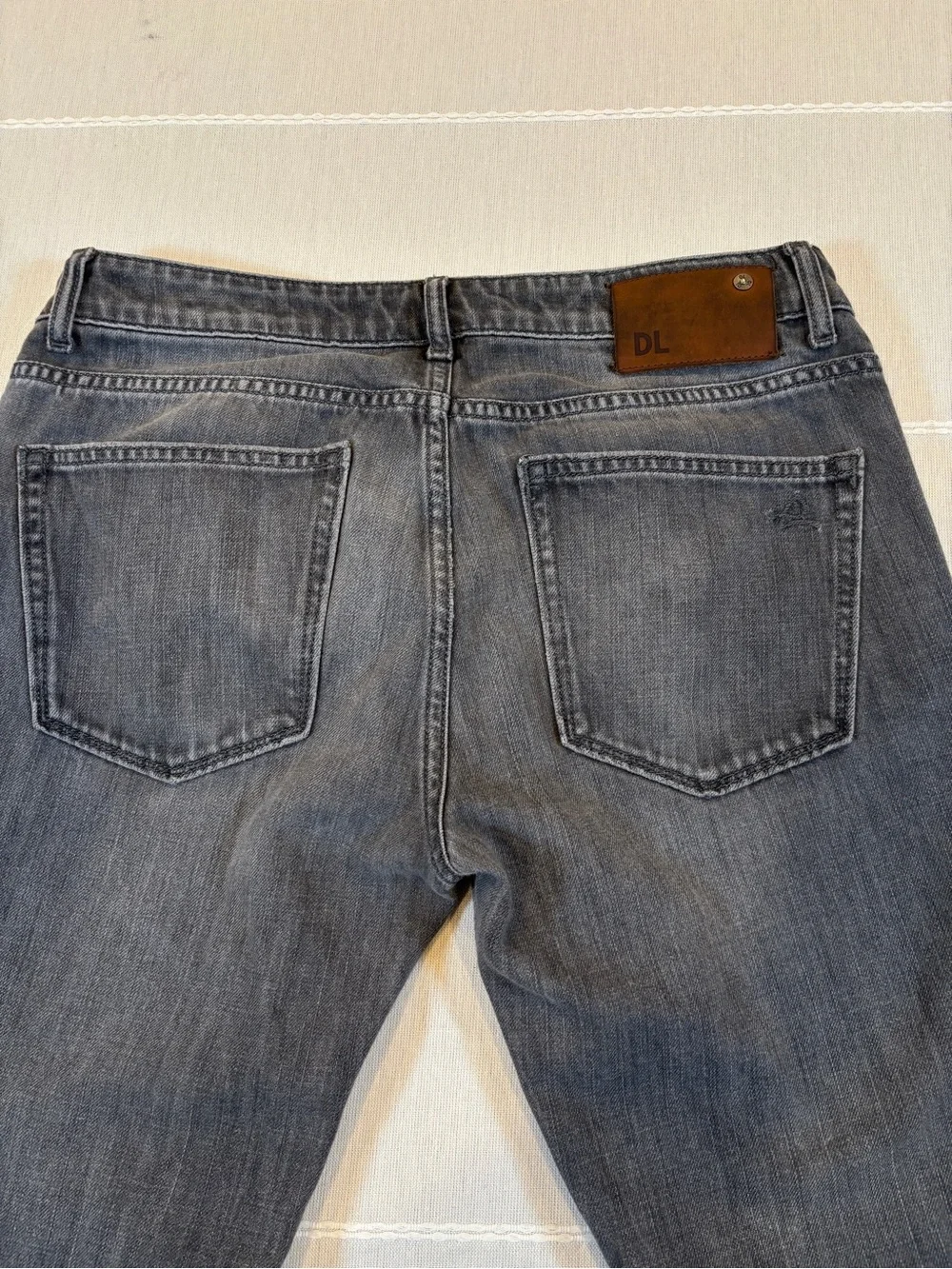 DL1961 Nick Slim Jeans in Vettel | Gray Fade Premium Denim | Size 32